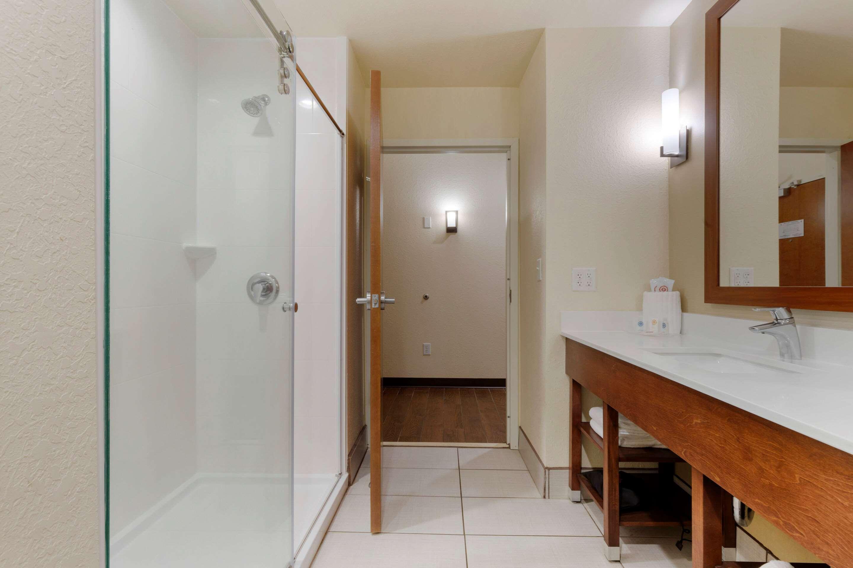 Comfort Suites Greenville South Piedmont Екстер'єр фото
