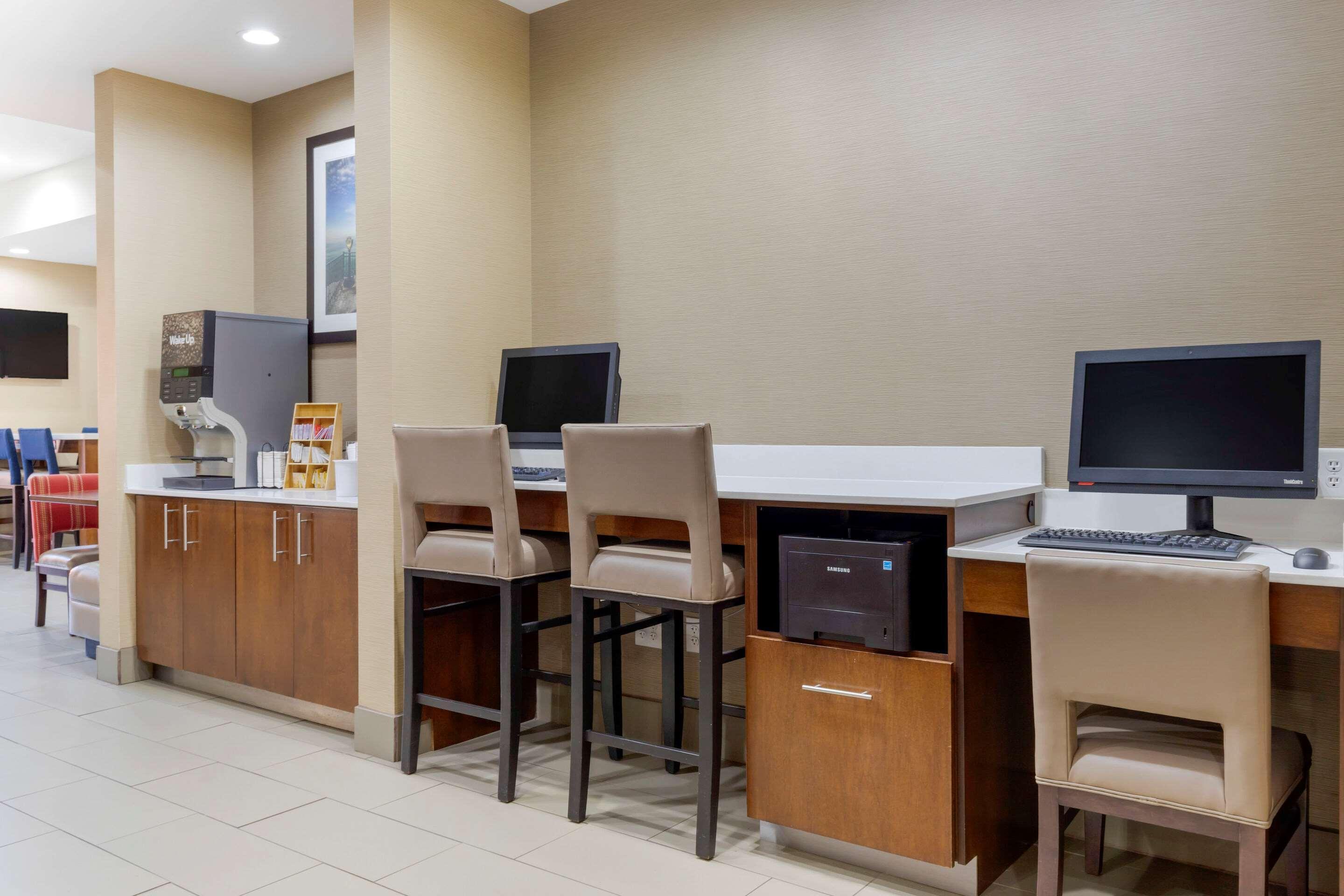 Comfort Suites Greenville South Piedmont Екстер'єр фото