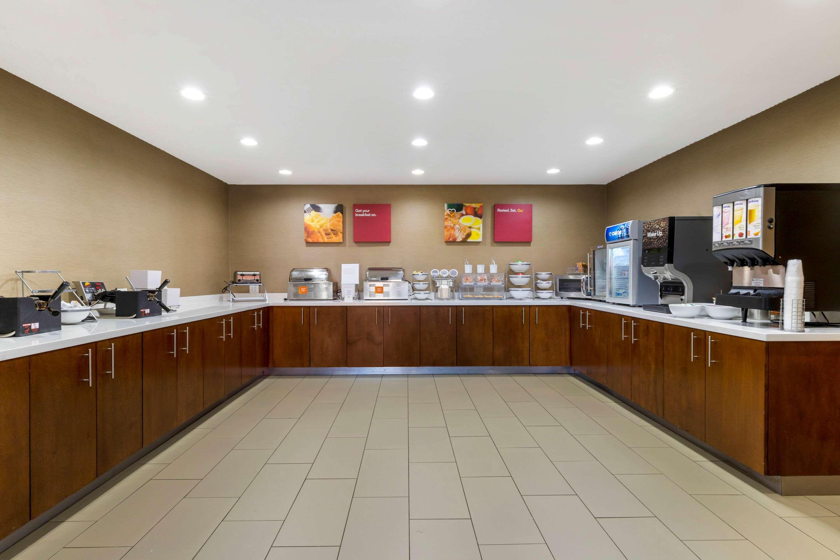 Comfort Suites Greenville South Piedmont Екстер'єр фото