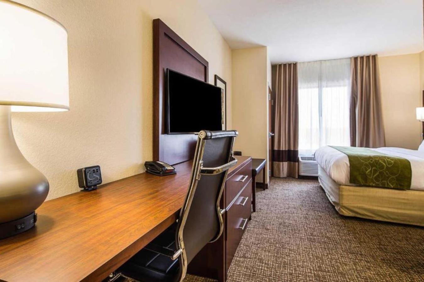 Comfort Suites Greenville South Piedmont Екстер'єр фото